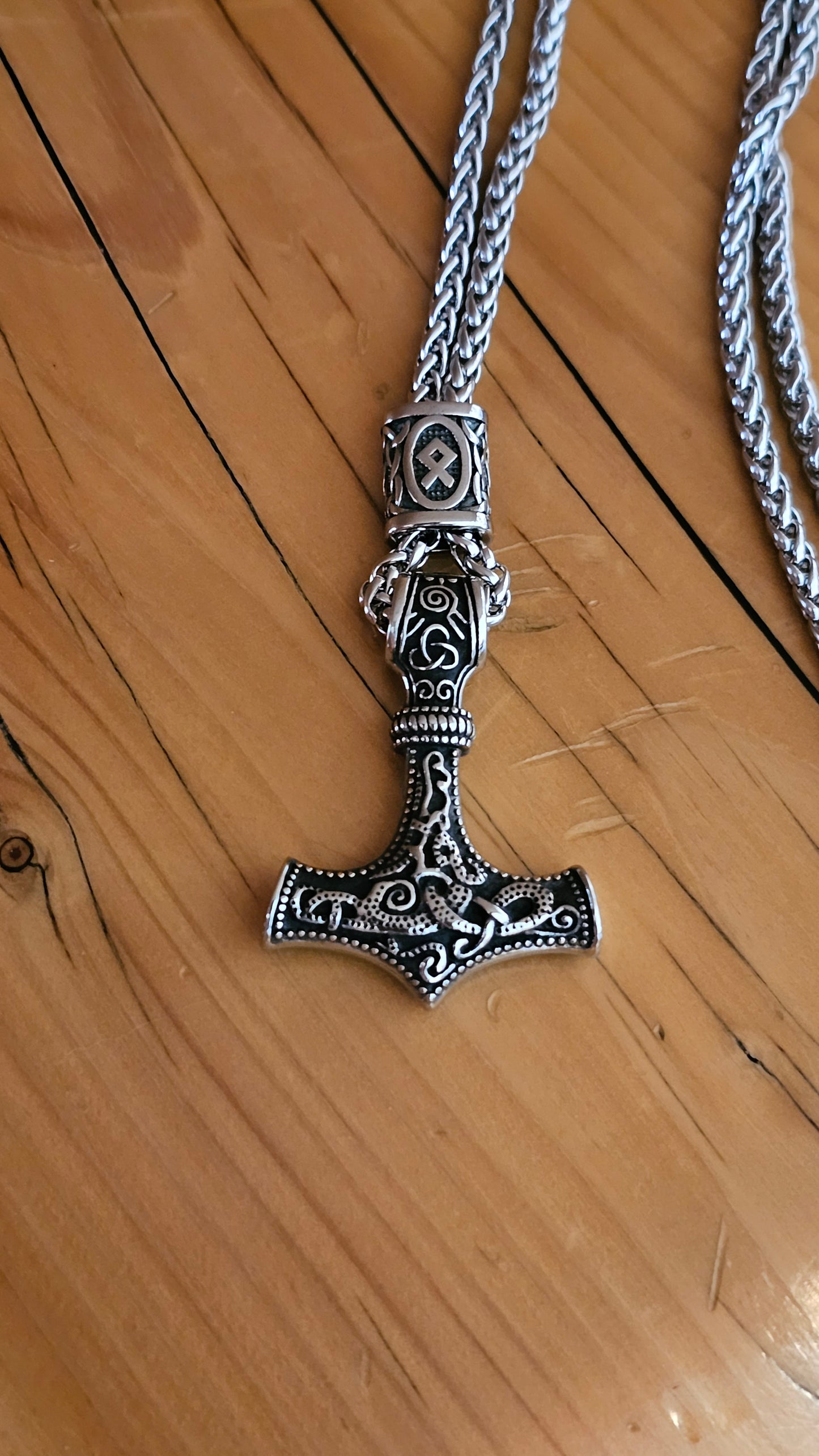 Thor's Hammer- Rune
