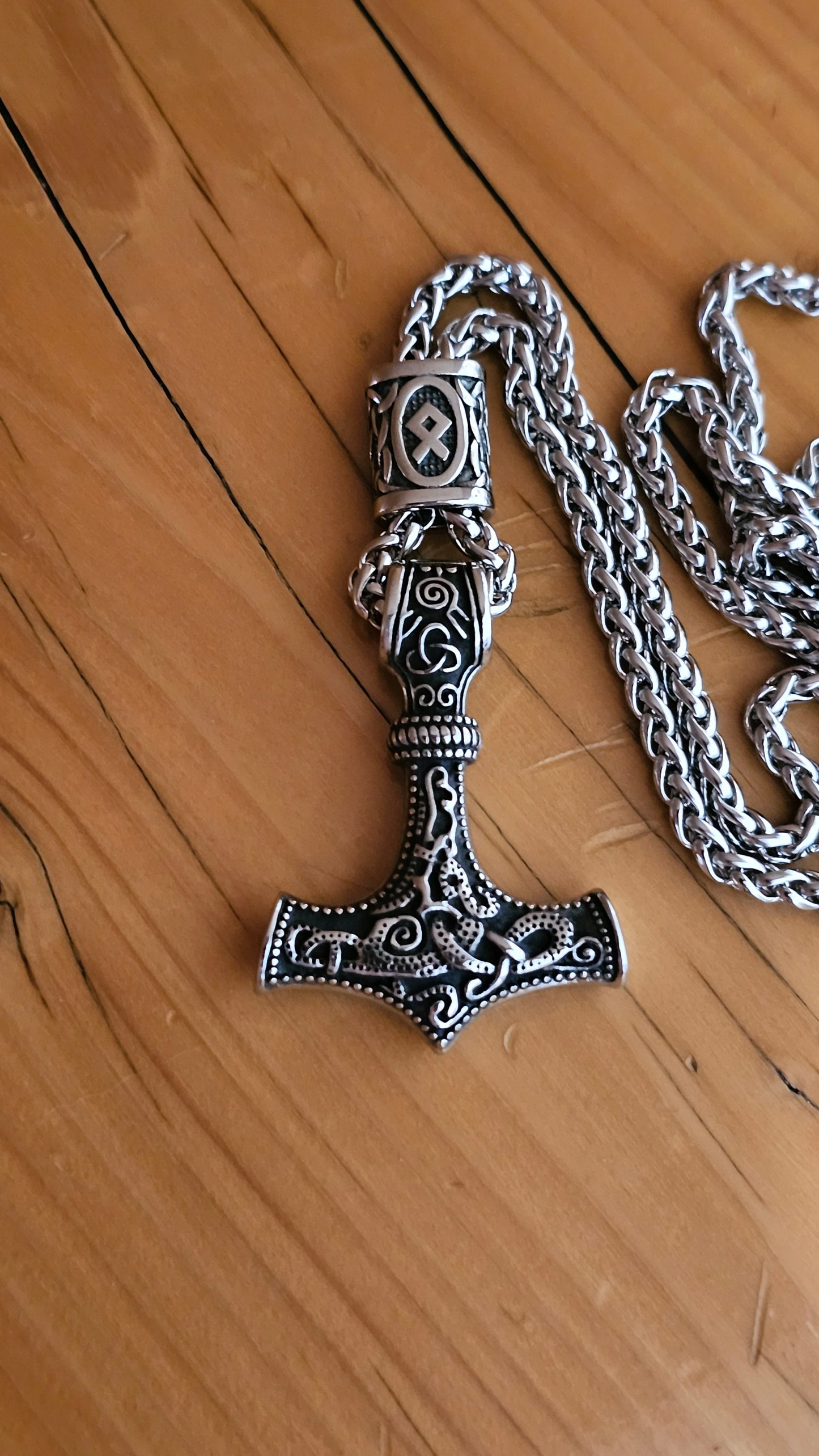 Thor's Hammer- Rune